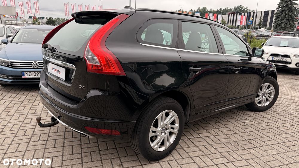 Volvo XC 60 D4 Momentum - 3