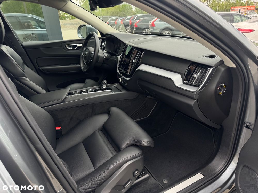 Volvo XC 60 B4 D AWD Inscription - 27