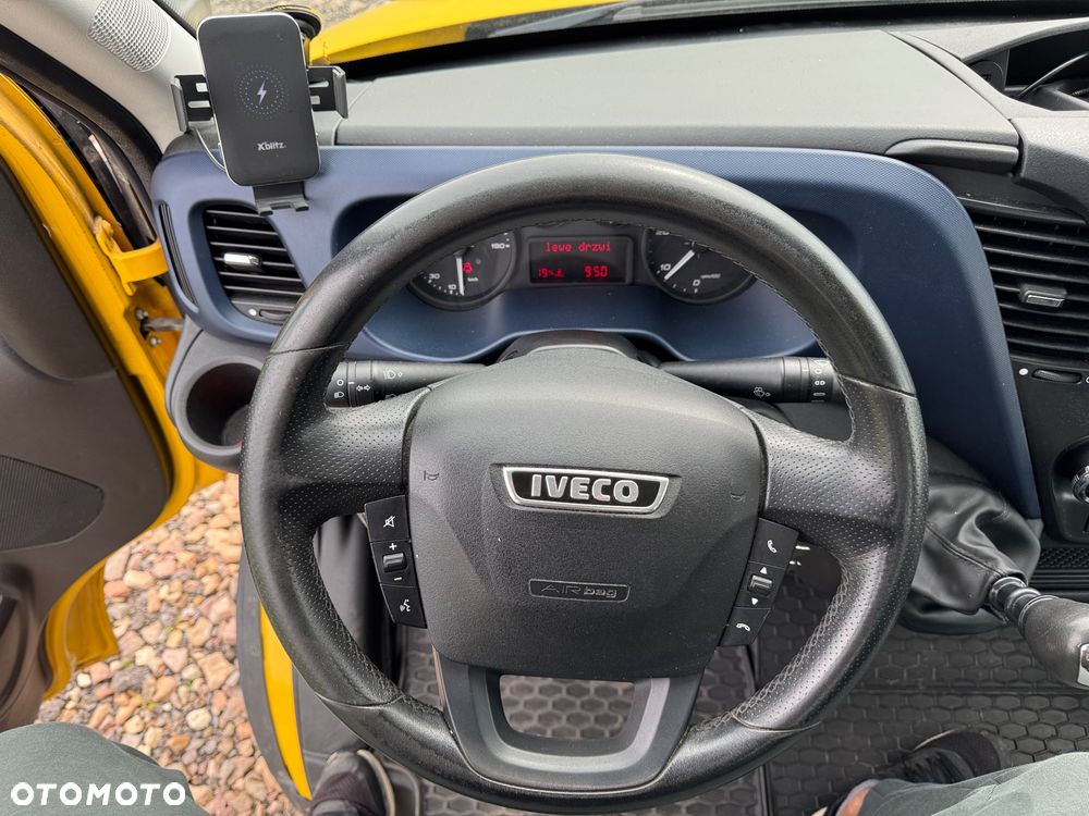Iveco 35S18 - 28