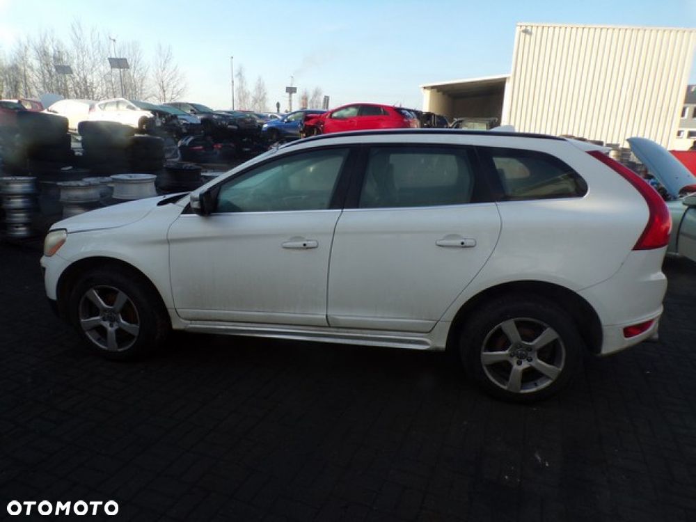 Części- Volvo V60 1 I 2.4 D5 205 KM AWD 10R - 1