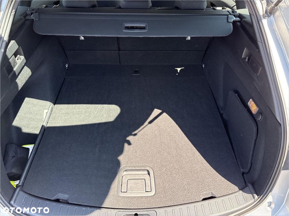 Toyota Corolla 2.0 Hybrid Comfort - 15