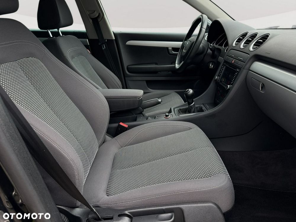 Seat Exeo - 25