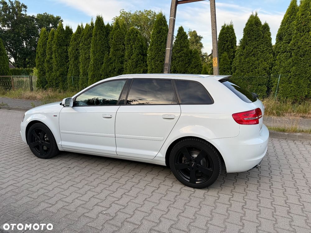Audi A3 Sportback 2.0 TDI DPF quattro S line Sportpaket (plus) - 6