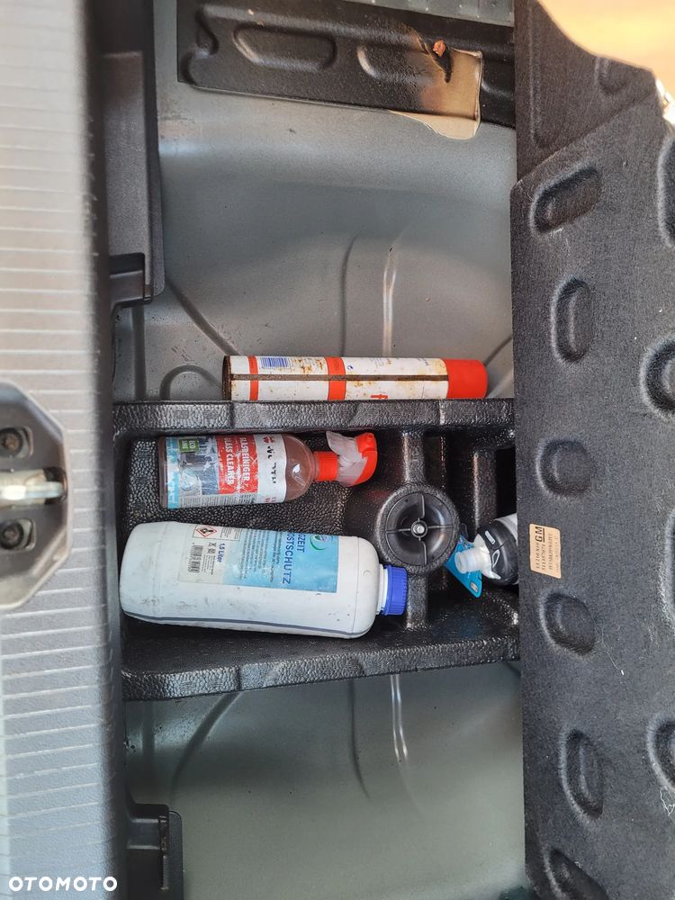 Opel Corsa 1.4 Color Edition - 26