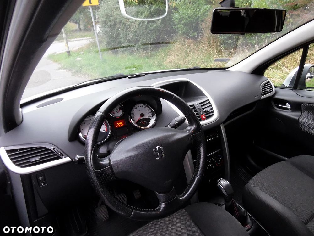 Peugeot 207 1.6 HDi 16V Sporty - 23