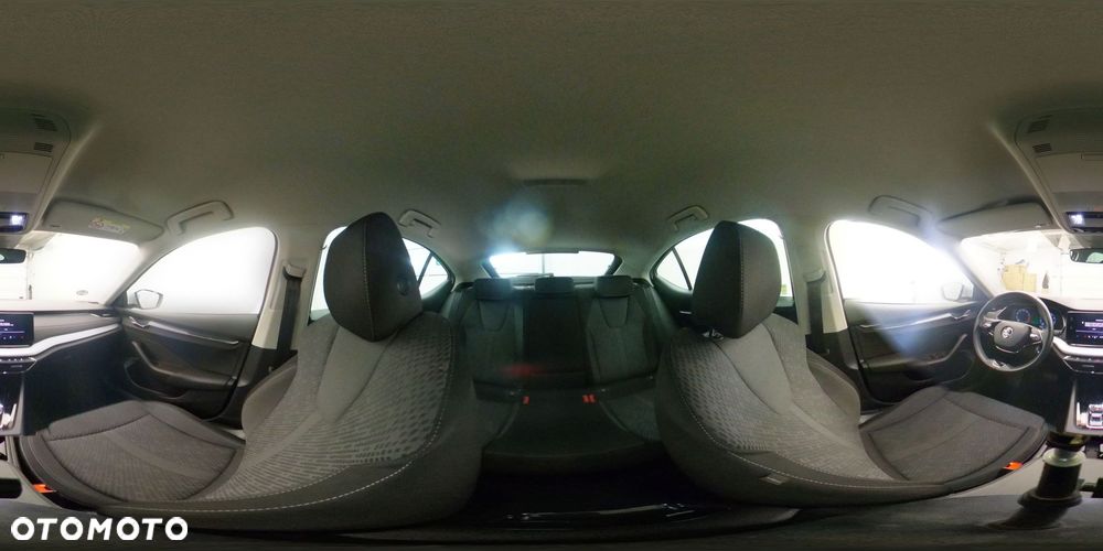 Skoda Octavia 2.0 TSI 4x4 Style DSG - 21