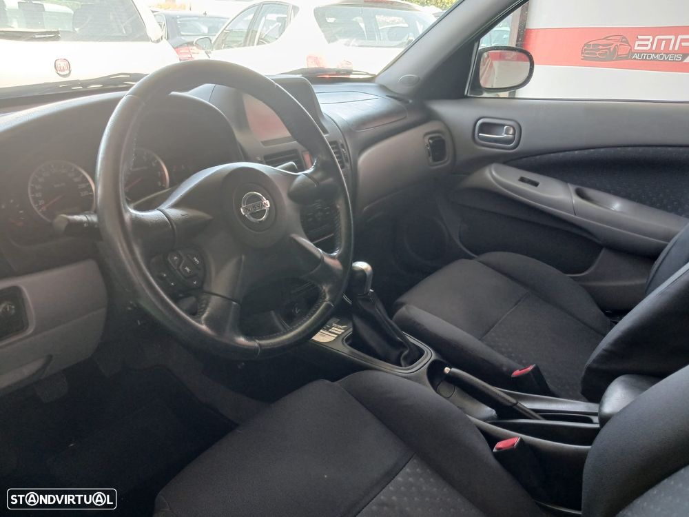 Nissan Almera 1.5 Visia ABS - 8