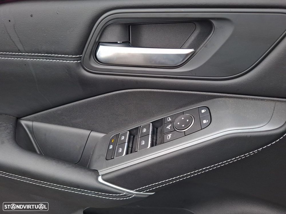 Nissan Qashqai 1.3 DIG-T Advance Two Tone Xtronic - 24