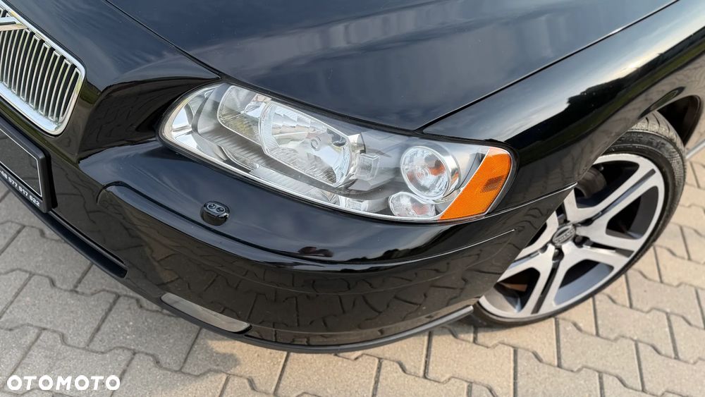 Volvo V70 2.5T Momentum - 19