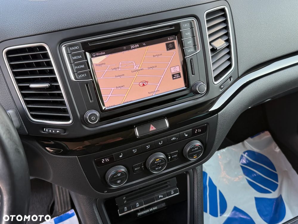 Volkswagen Sharan 2.0 TDI BMT Highline DSG - 16