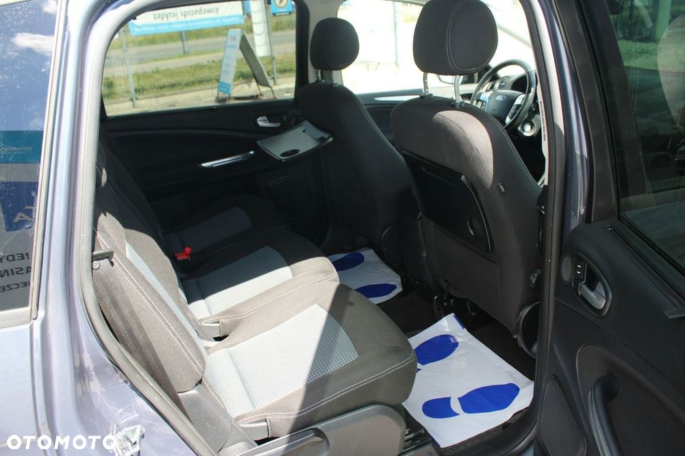 Ford S-Max - 27