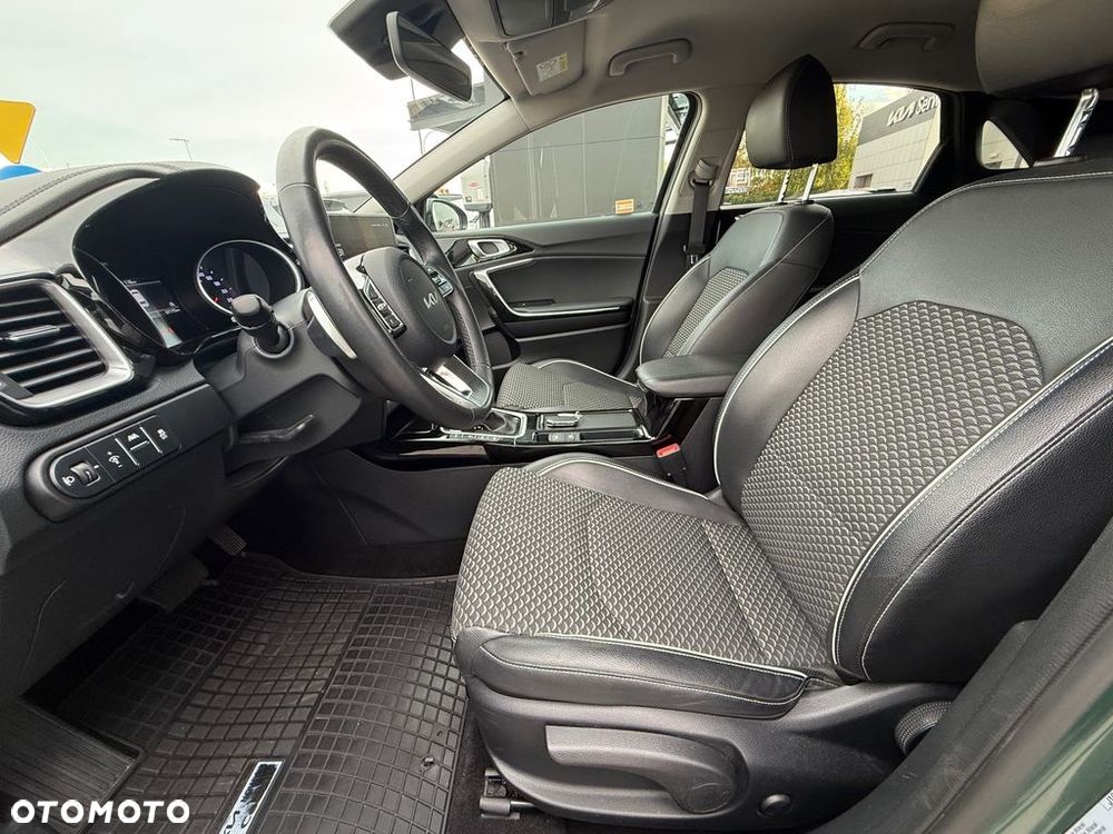 Kia Ceed 1.5 T-GDI Tribute DCT - 17