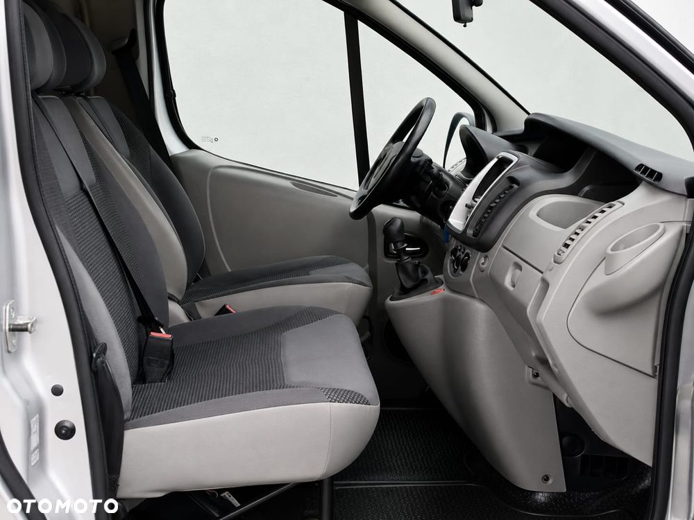 Opel VIVARO L2 - 12
