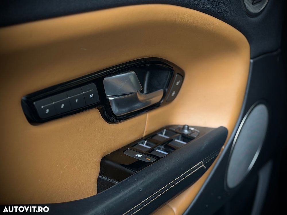 Land Rover Range Rover Evoque - 25