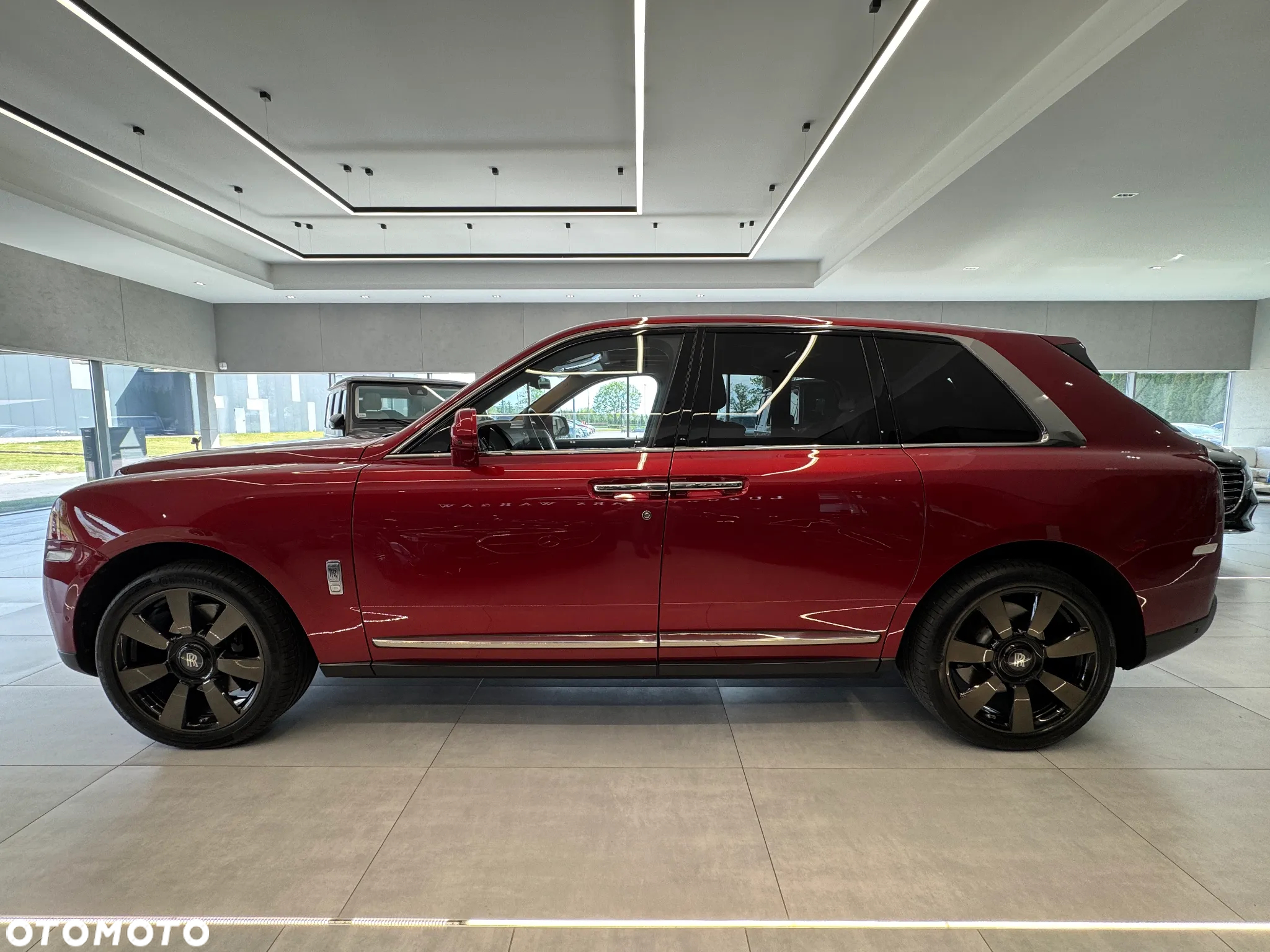 Rolls-Royce Cullinan - 6