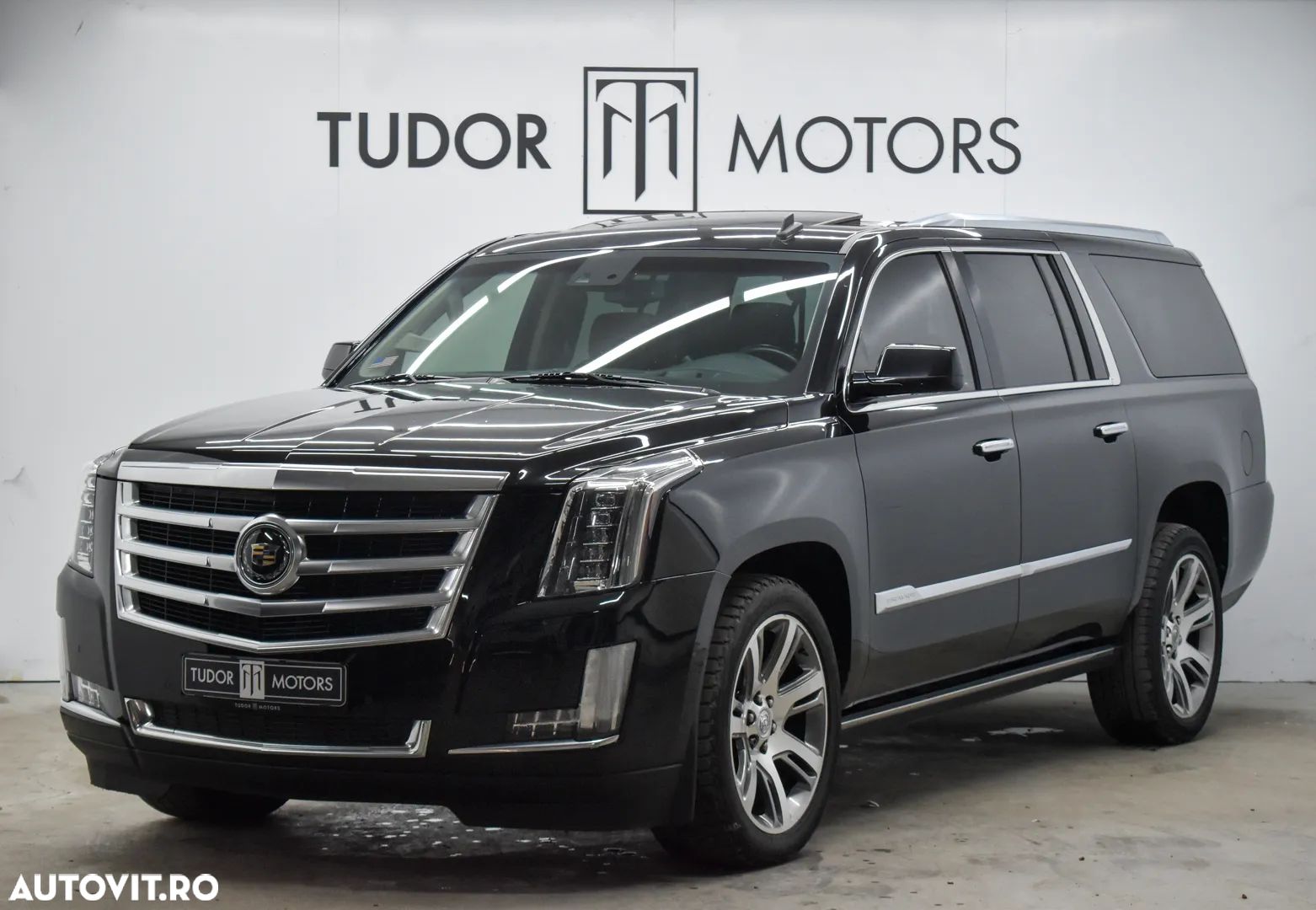 Cadillac Escalade 6.2 V8 Platinum - 1