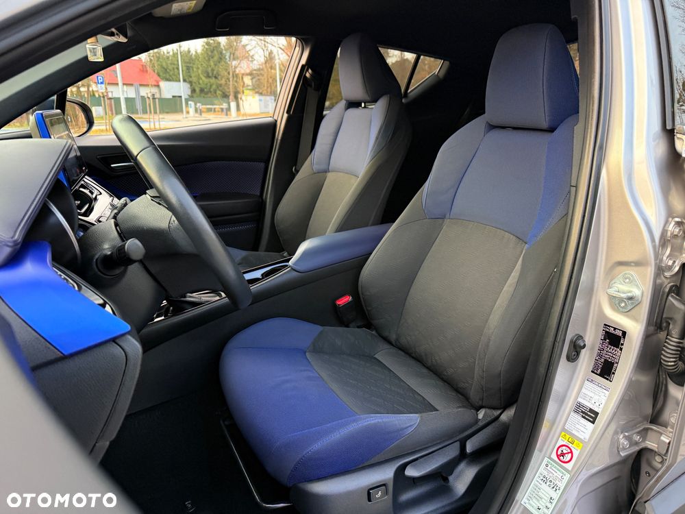 Toyota C-HR Business-Edition - 33