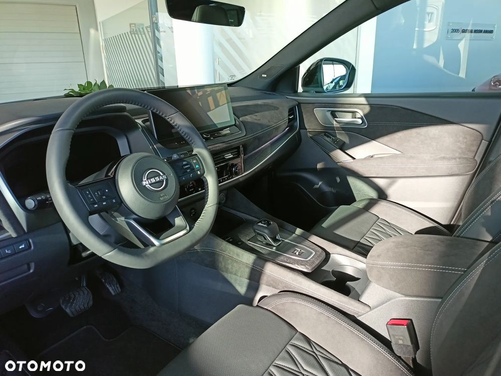 Nissan Qashqai 1.3 DIG-T MHEV Tekna+ Xtronic - 11