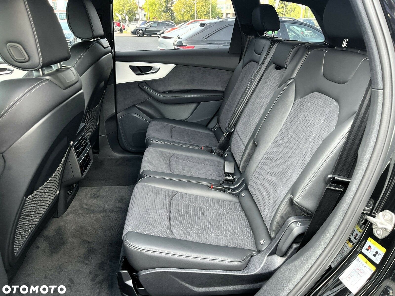 Audi Q7 - 10