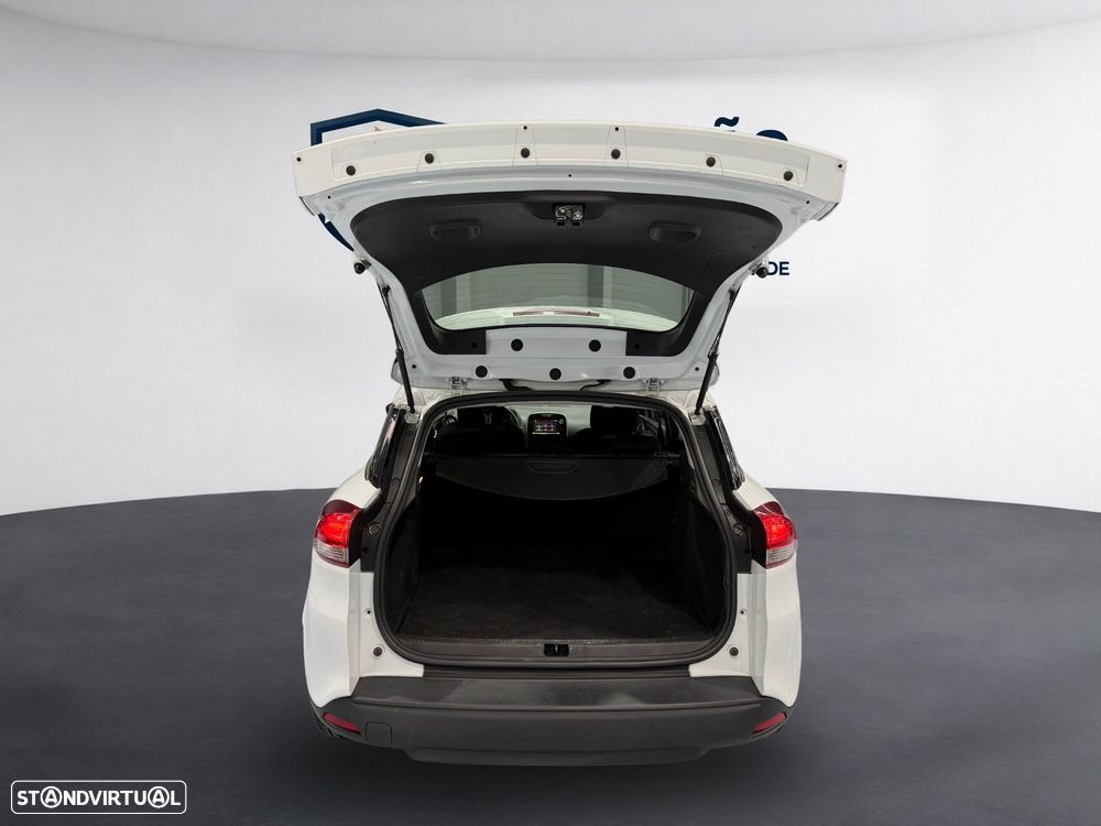 Renault Clio Sport Tourer TCe 90 Limited - 32