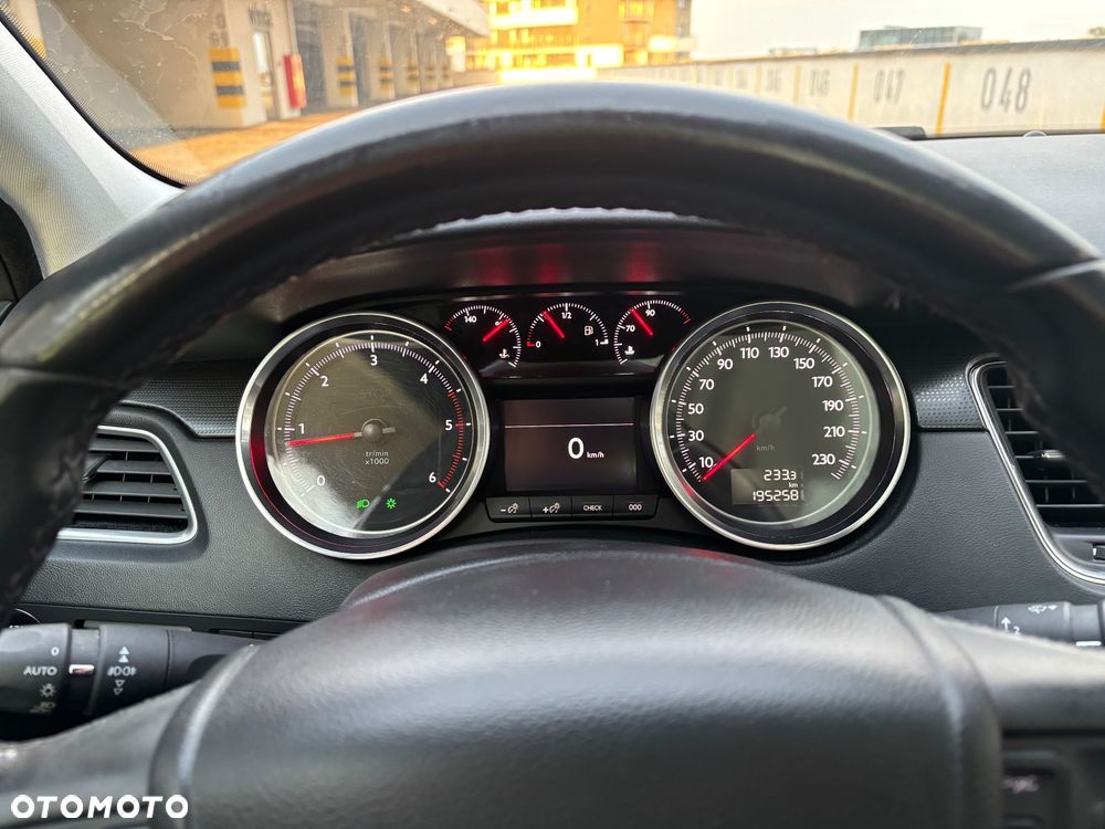 Peugeot 508 SW e-HDi FAP 115 Stop&Start Access - 20