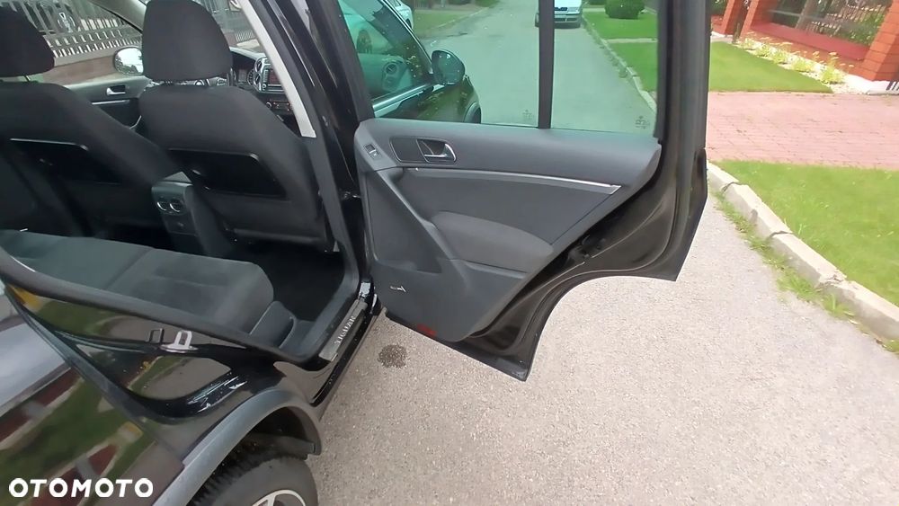 Volkswagen Tiguan 2.0 TSI 4Motion DSG Exclusive - 9