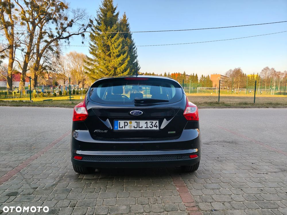Ford Focus - 24