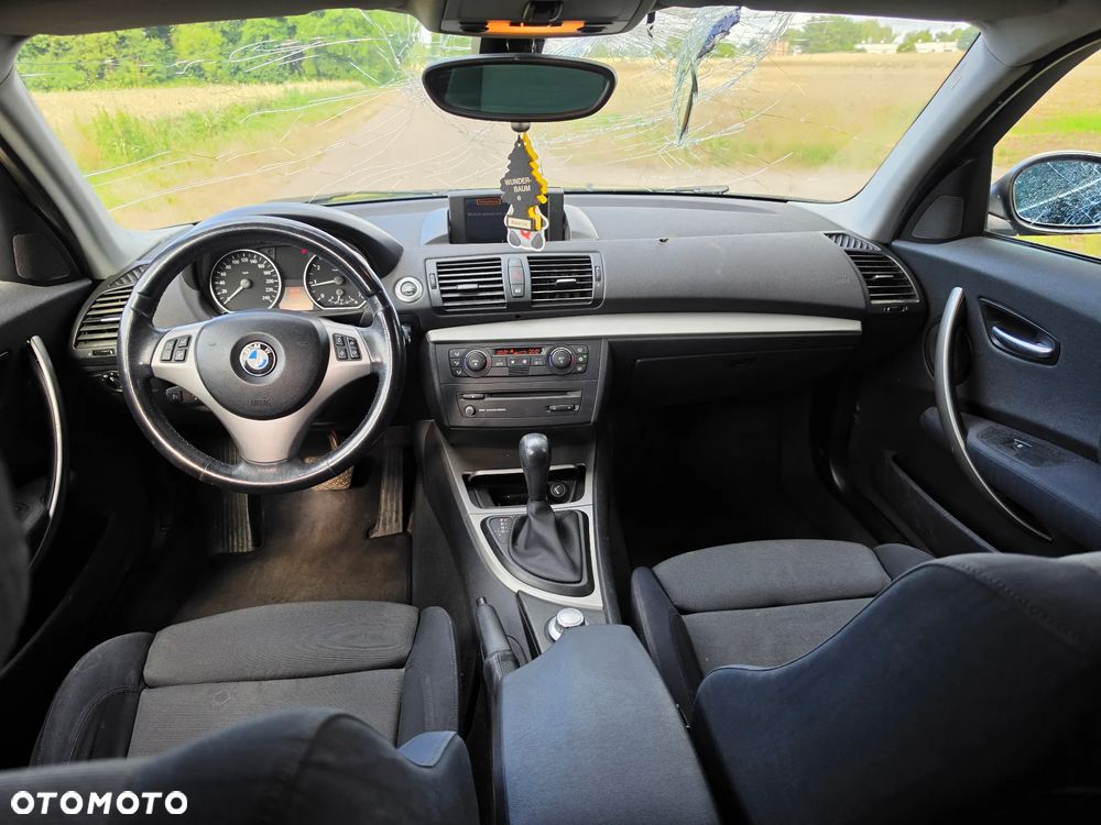 BMW Seria 1 - 10
