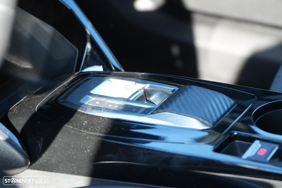 Peugeot 2008 PureTech 130 EAT8 Allure Pack - 10
