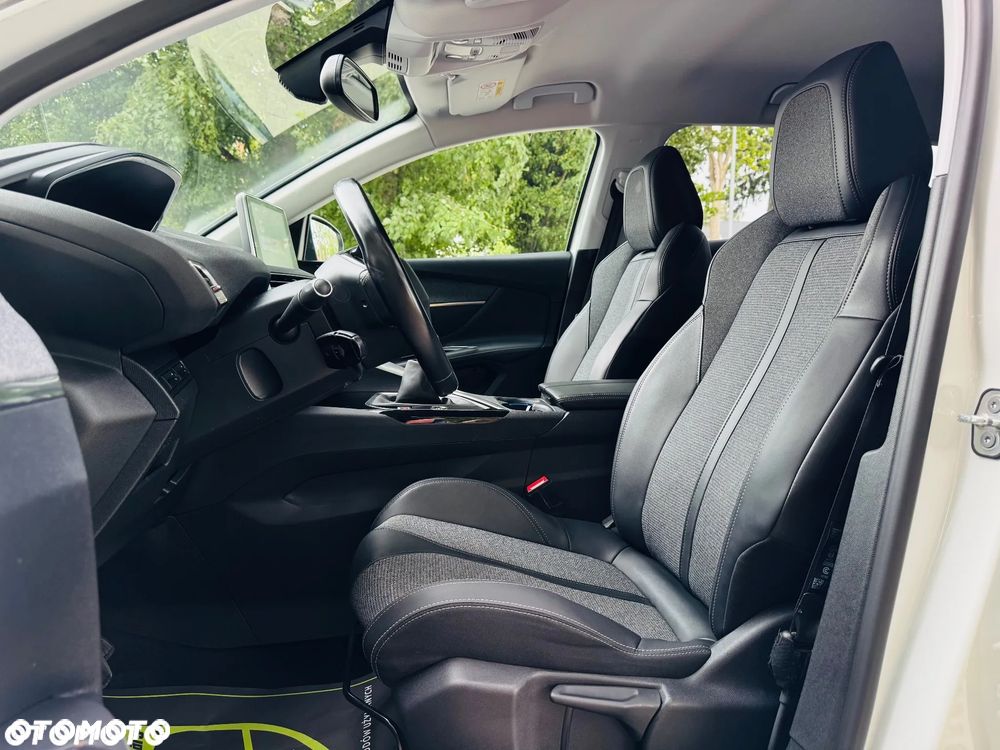 Peugeot 3008 BlueHDi 130 Stop & Start Allure Pack - 29