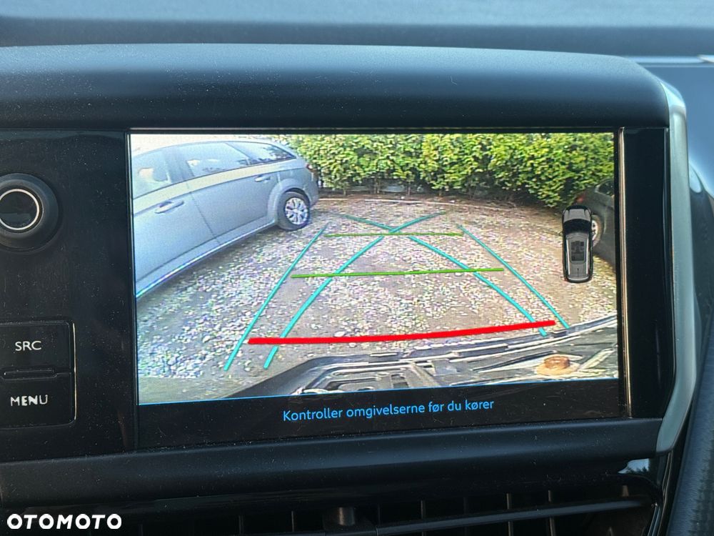 Peugeot 2008 1.5 BlueHDi Allure - 11