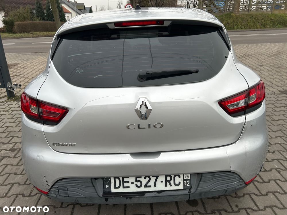 Renault Clio - 26
