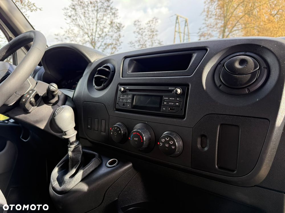 Renault Master - 17