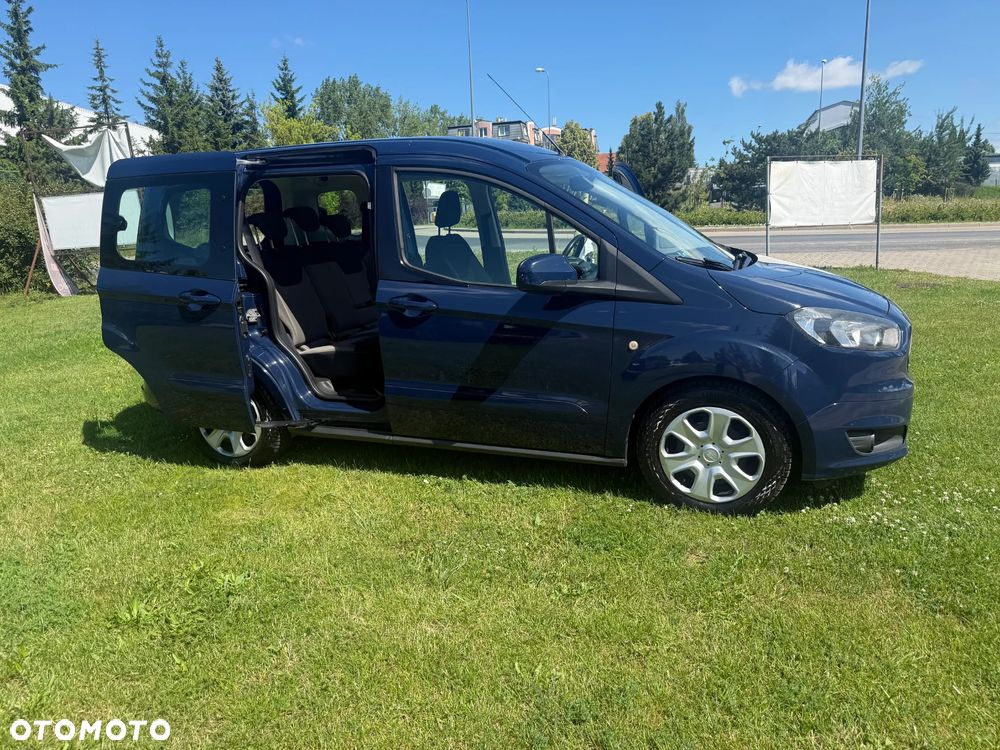 Ford Tourneo Courier 1.5 TDCi Trend - 15