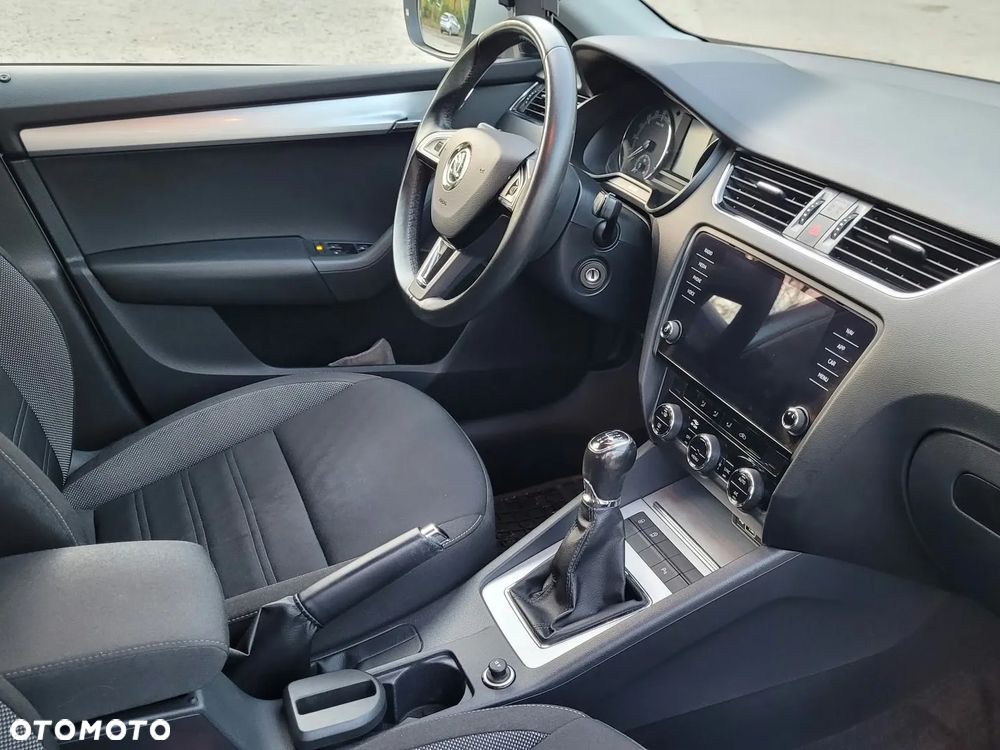 Skoda Octavia 1.6 TDI Ambition - 24