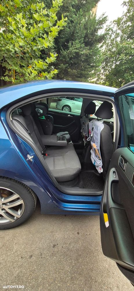 Volkswagen Jetta 1.4 TSI BlueMotion Technology - 12