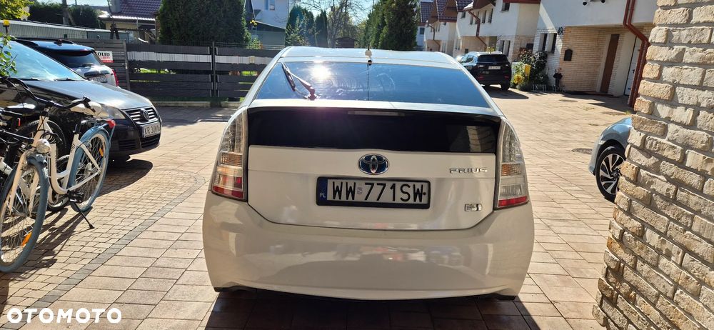 Toyota Prius - 5