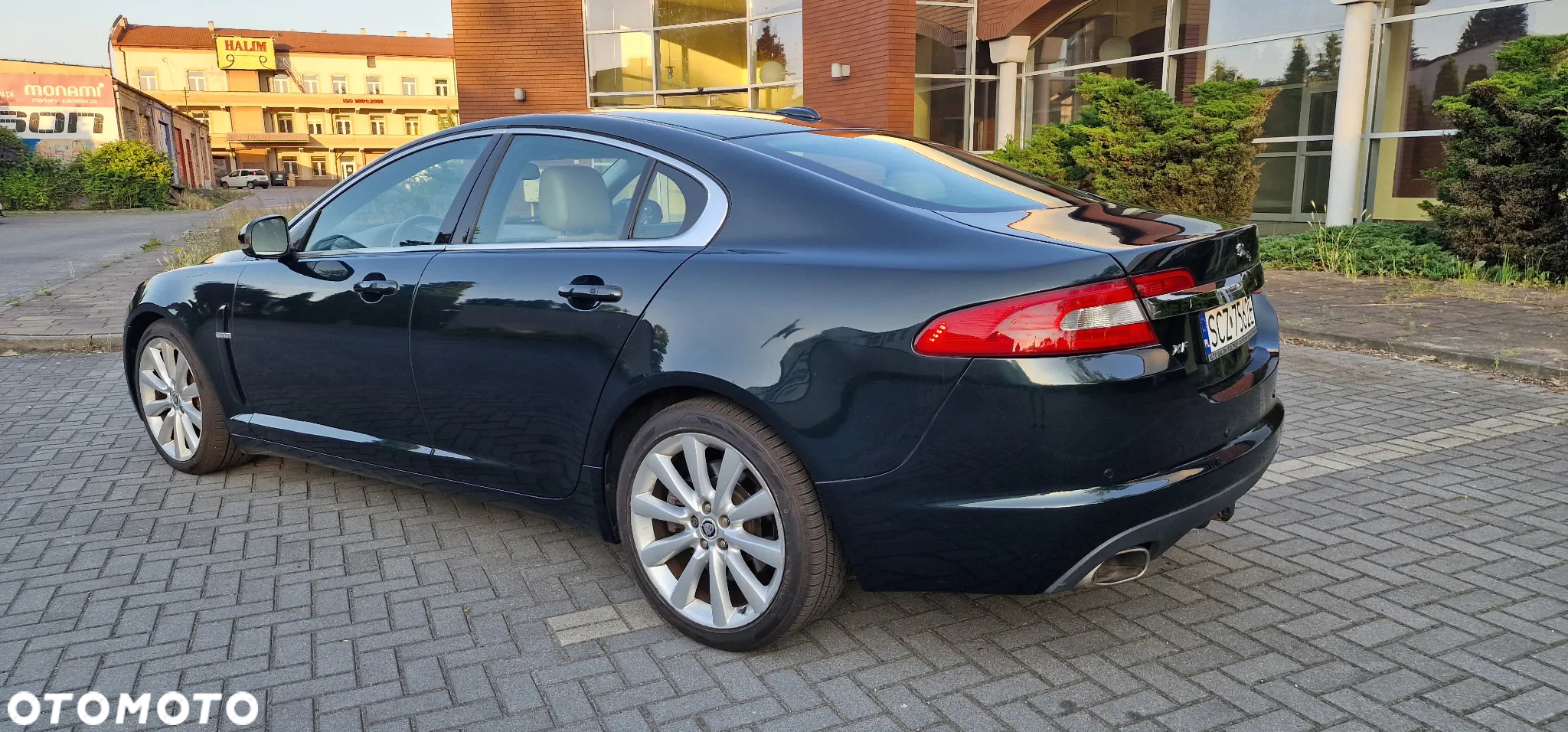Jaguar XF 3.0 V6 Diesel Luxury - 13