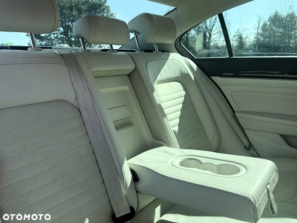 Volkswagen Passat 2.0 TSI BMT Highline DSG - 11