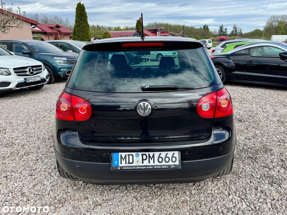 Volkswagen Golf 1.6 United - 17