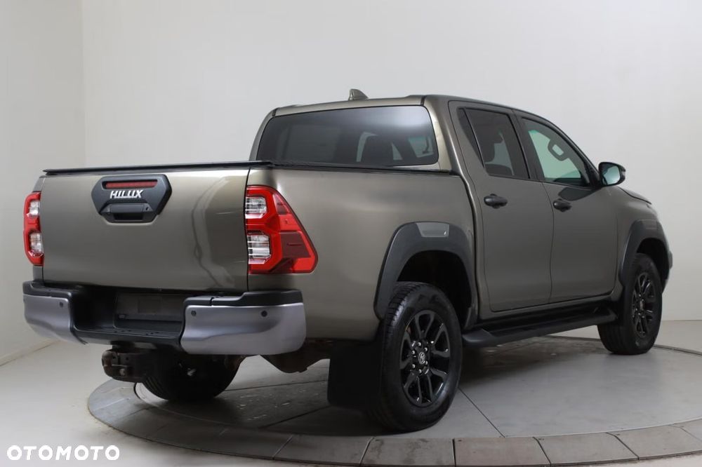 Toyota Hilux 4x4 Double Cab Autm Executive - 4
