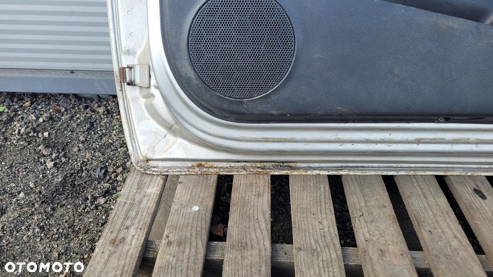 Opel Zafira B Drzwi prawy przod Z157 - 6