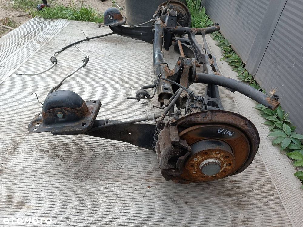 BELKA OŚ ZAWIESZENIA TYŁ VOLKSWAGEN JETTA V ID: 190279 - 4