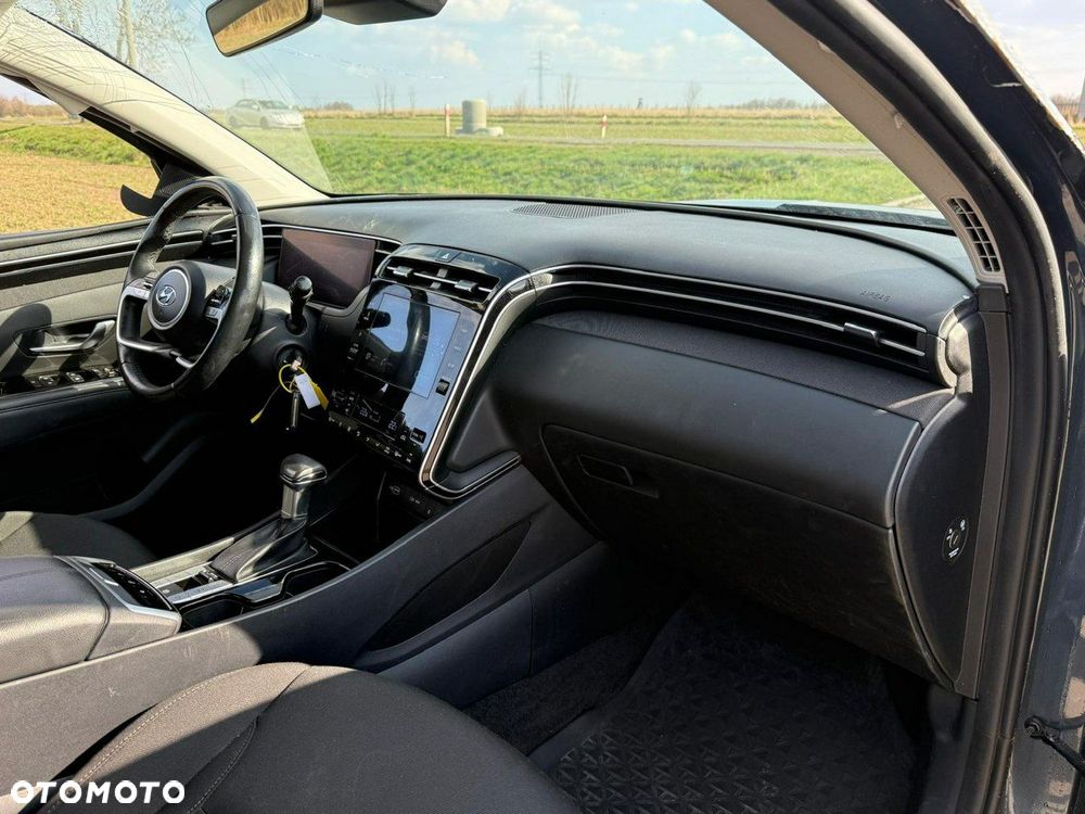 Hyundai Tucson 1.6 T-GDi 48V-Hybrid 2WD DCT Select - 18