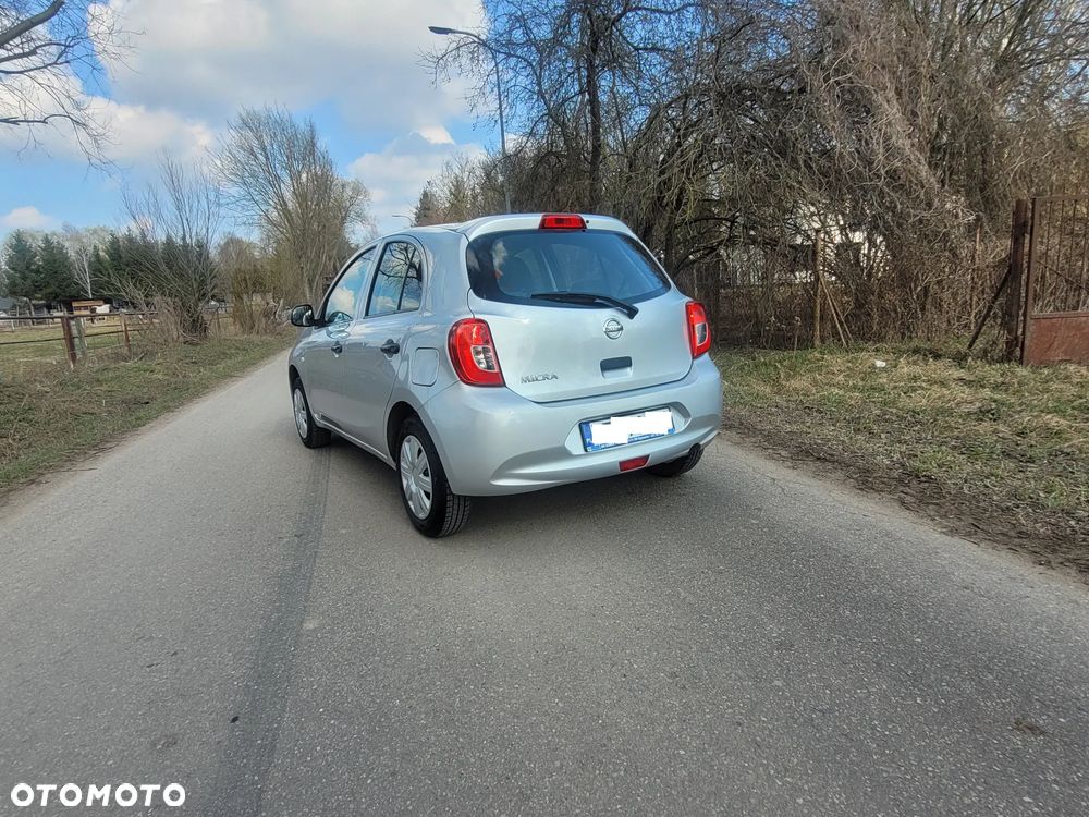 Nissan Micra 1.2 Bild der Frau - 12