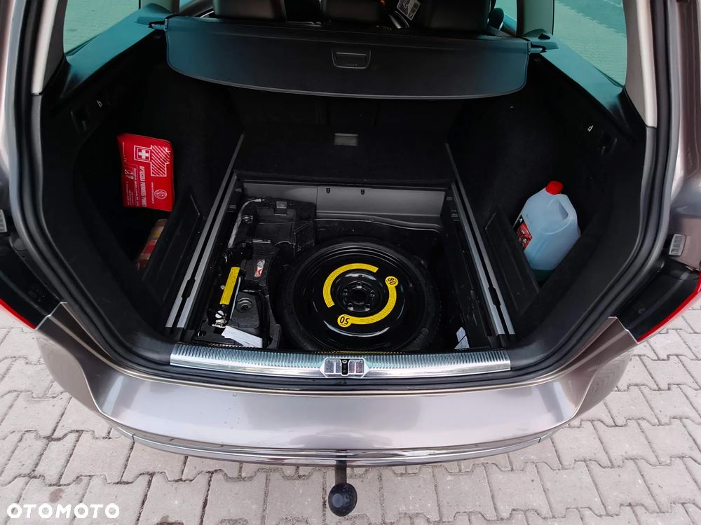 Volkswagen Passat 2.0 TDI DPF Highline DSG - 11