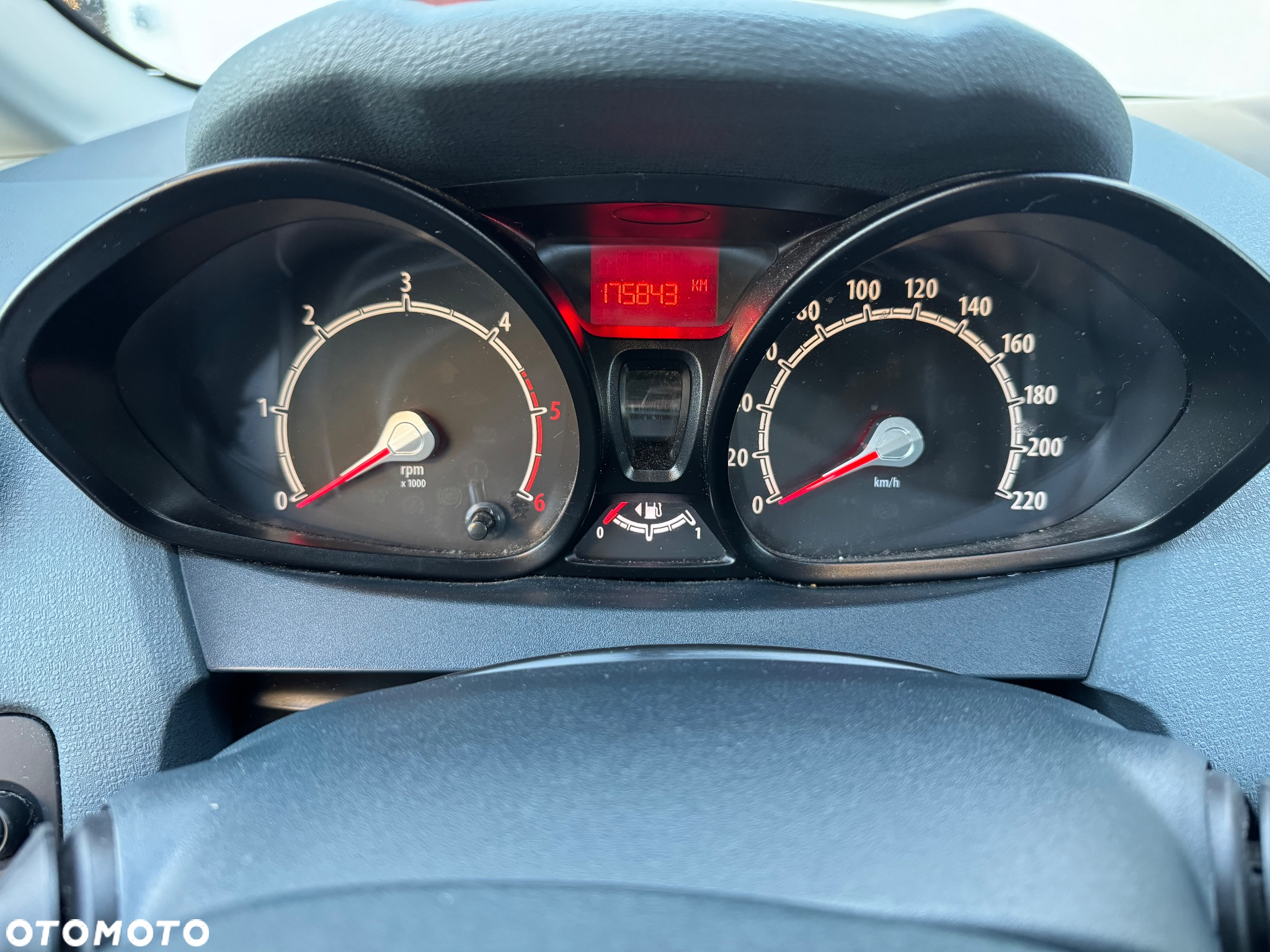 Ford Fiesta - 11