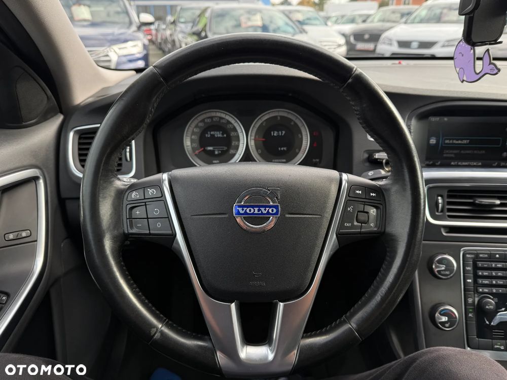 Volvo S60 DRIVe Momentum - 11