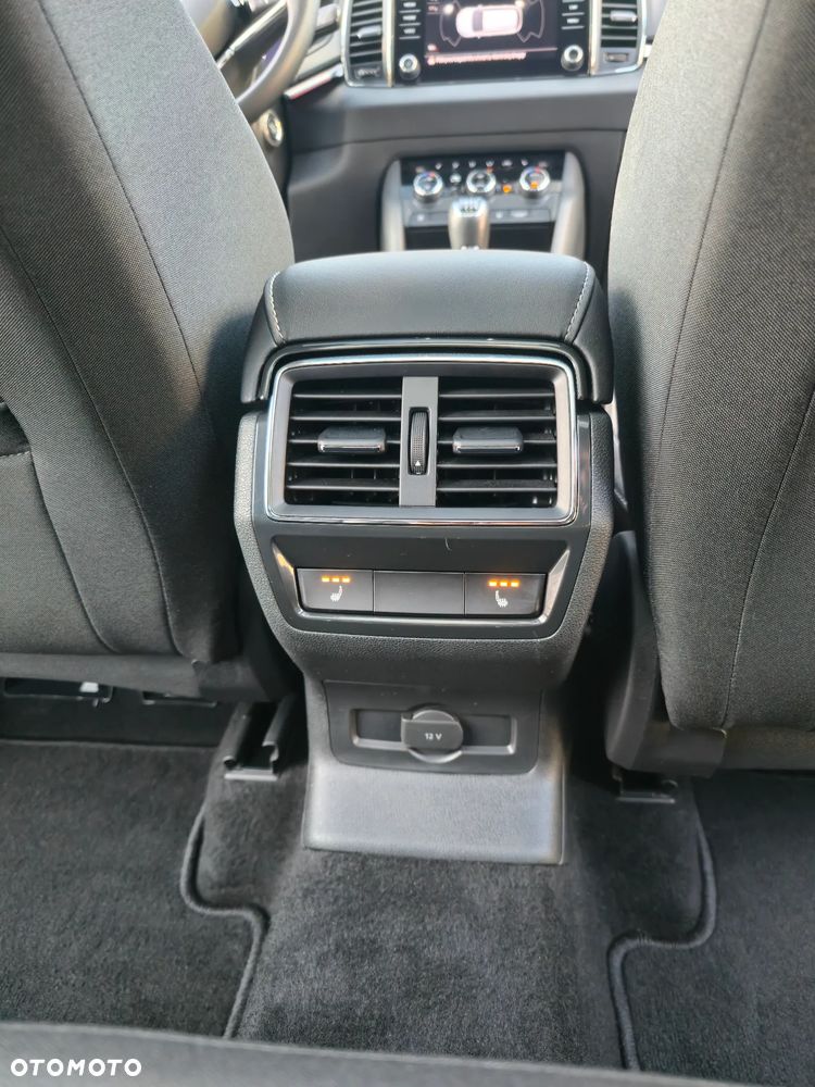 Skoda Karoq 2.0 TDI SCR Tour - 20