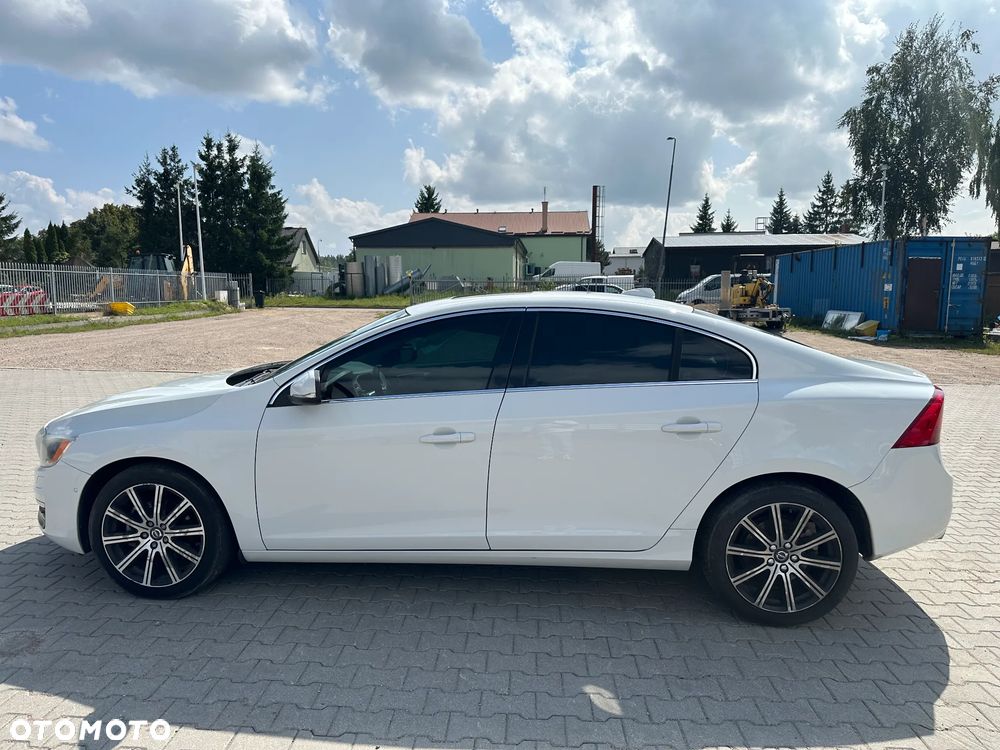 Volvo S60 - 9